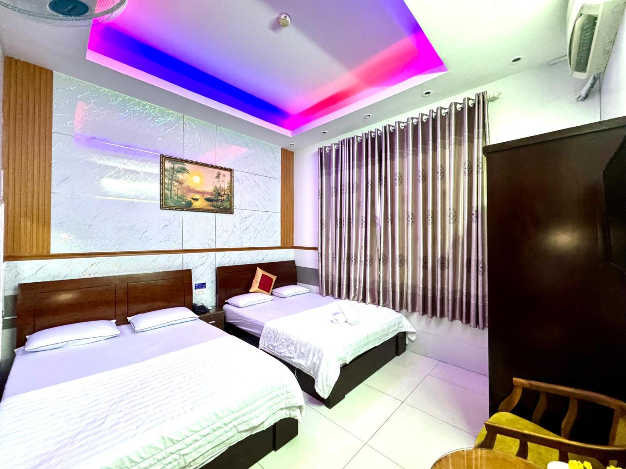 Khach San Tuan Vu Hotel Ho Chi Minh City Exterior photo